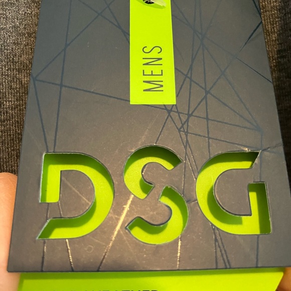 DSG Men’s Cold Weather Compression Pullover Top, Size S, Dk Gray, NWT - Picture 3 of 5